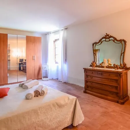 Holiday home 4 Bedroom Lovely In