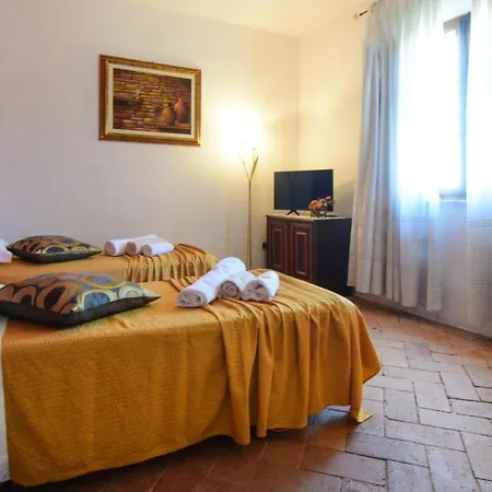 4 Bedroom Lovely In Holiday home Santa Luce