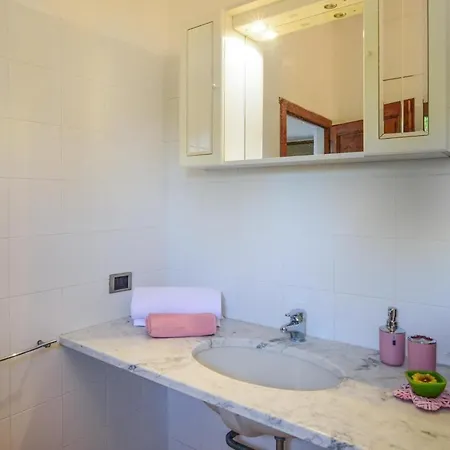 4 Bedroom Lovely In Santa Luce
