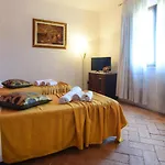 4 Bedroom Lovely In Ferienhaus Santa Luce