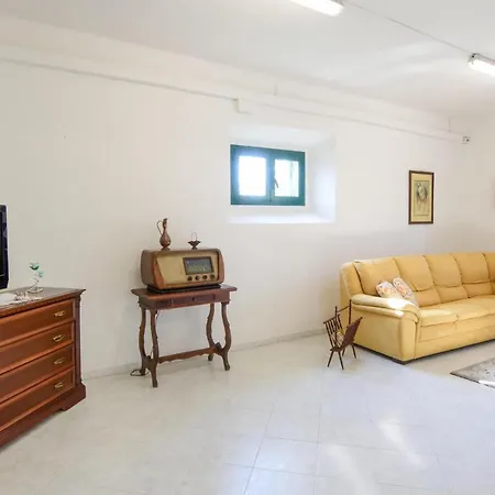 펜션 4 Bedroom Lovely In *