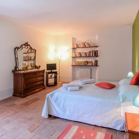 펜션 4 Bedroom Lovely In 산타루체