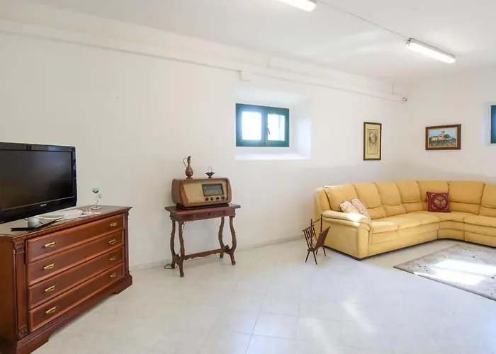 度假居 4 Bedroom Lovely In *
