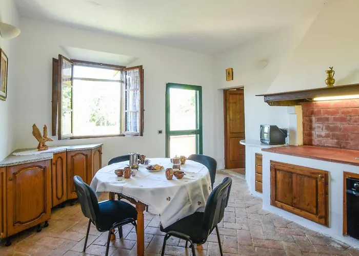 4 Bedroom Lovely In