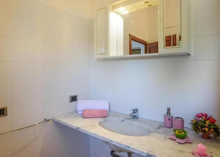 4 Bedroom Lovely In 圣塔·卢斯